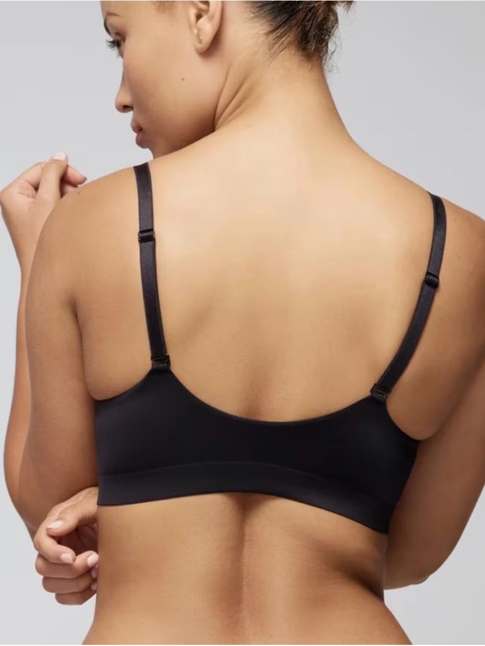 TWO Soma Enbliss® Luxe Plunge Bralettes (size L) - Picture 9 of 11